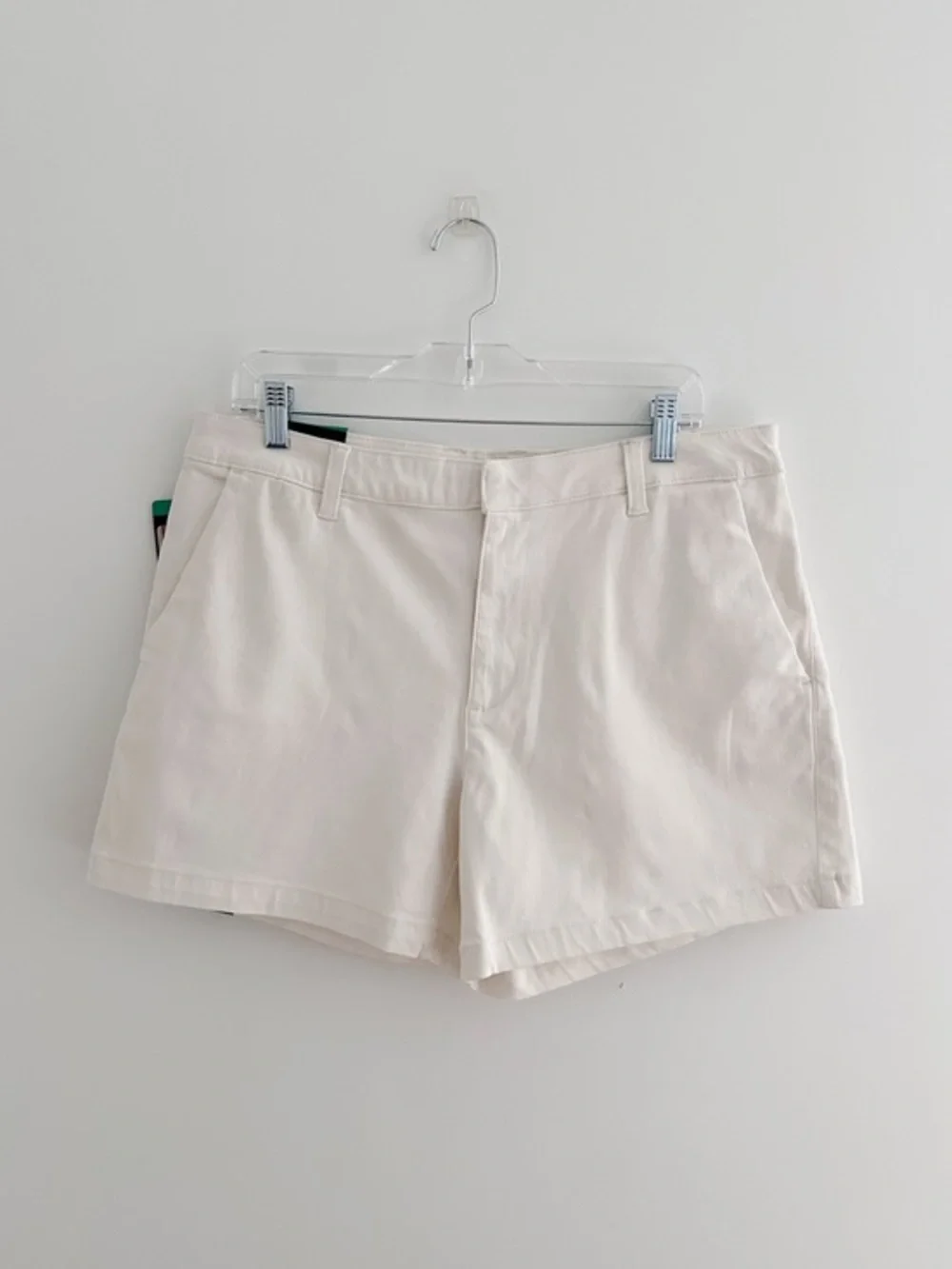 NWT Banana Republic Chino Shorts White Classic Fit Cotton Stretch Size 12